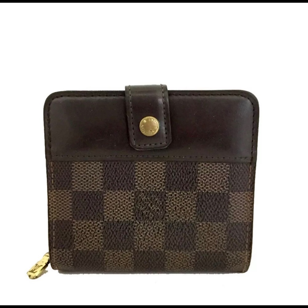 Authentic Louis Vuitton damier compact wallet